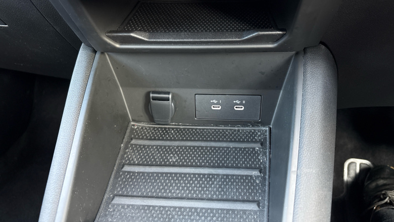 Renault Symbioz 1.6 E-Tech FHEV 145 Iconic Esprit Alpine 5dr Auto Hybrid Estate